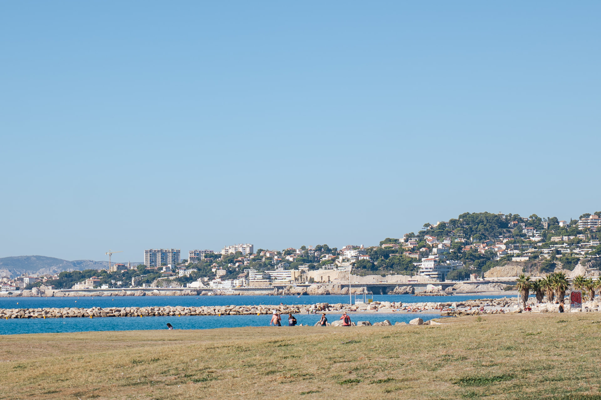La plage de la Pointe Rouge et la corniche marseillaise